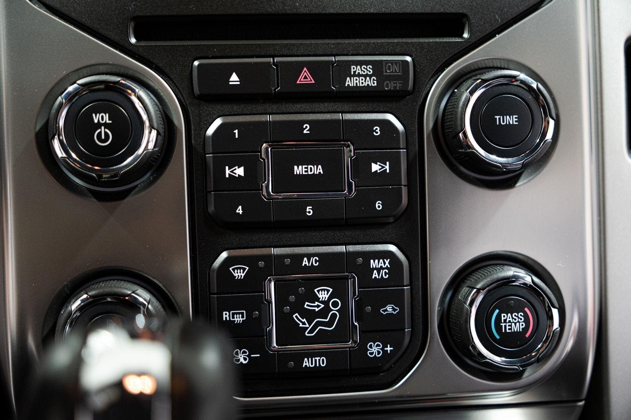 2014 Ford F-150 SVT Raptor SuperCrew, view