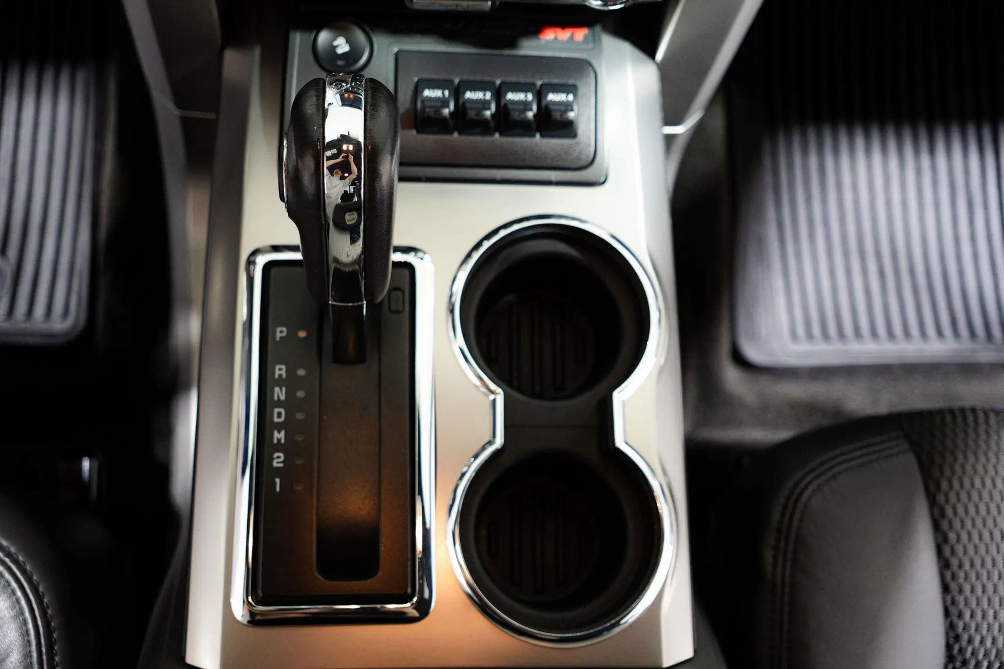 2014 Ford F-150 SVT Raptor SuperCrew, view