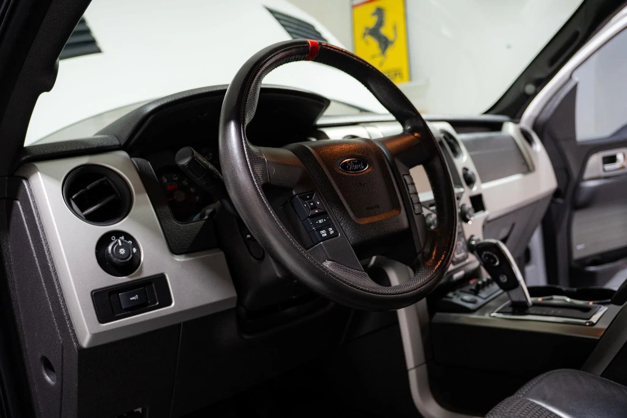 2014 Ford F-150 SVT Raptor SuperCrew, view
