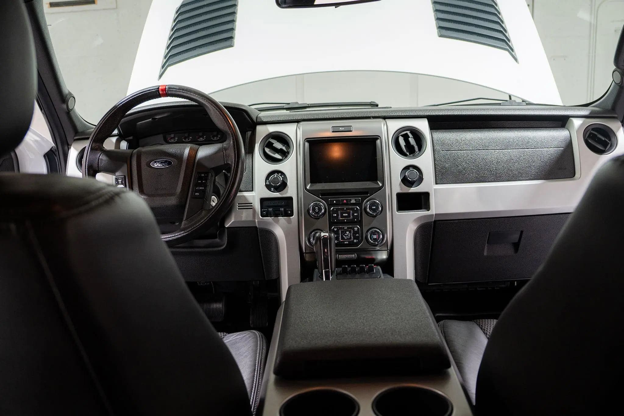 2014 Ford F-150 SVT Raptor SuperCrew, view