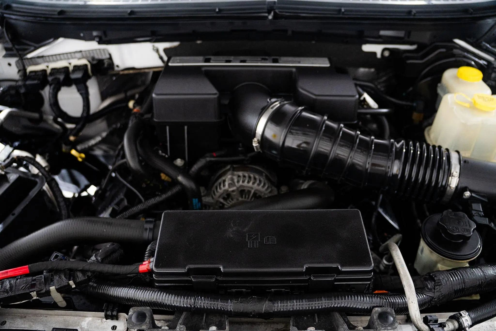 2014 Ford F-150 SVT Raptor SuperCrew, view