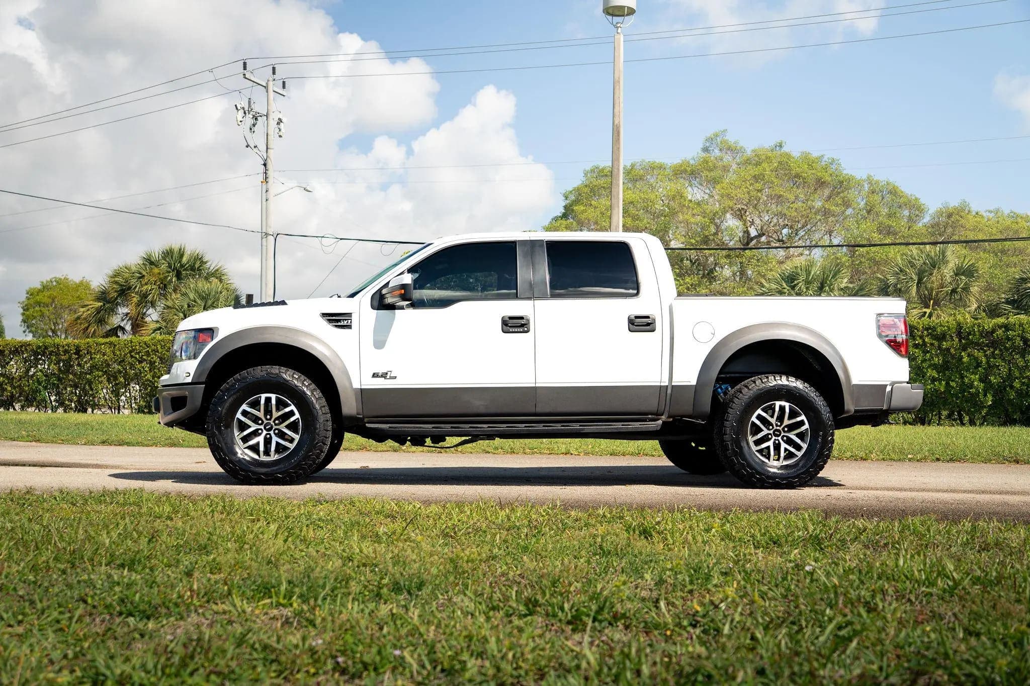 2014 Ford F-150 SVT Raptor SuperCrew, view