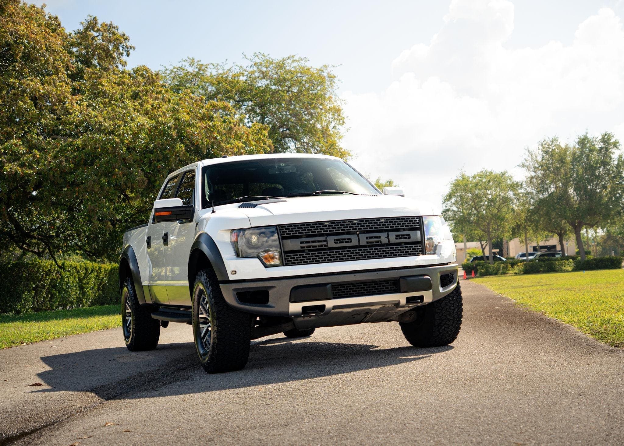 2014 Ford F-150 SVT Raptor SuperCrew, view