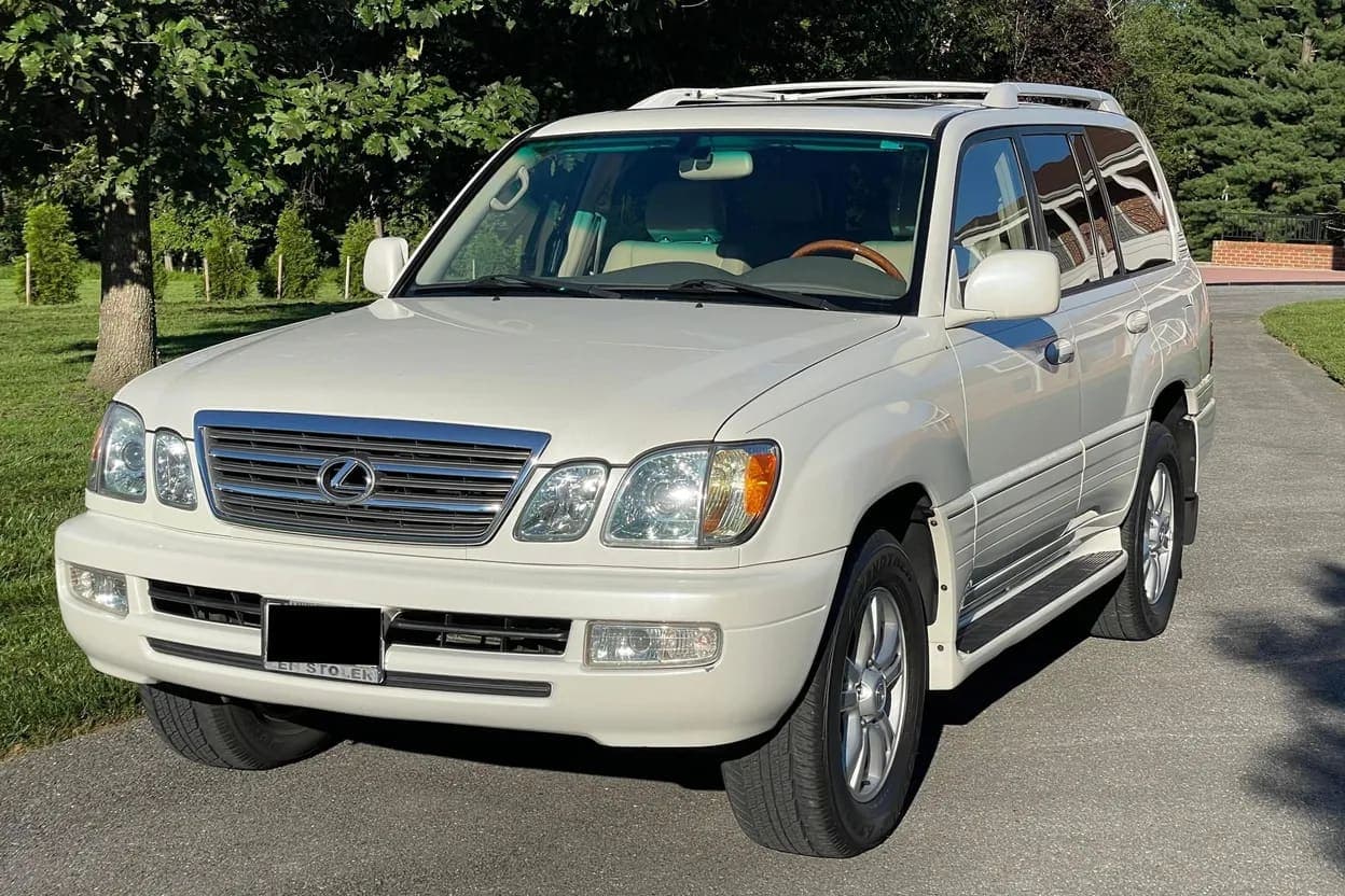2004 Lexus LX 470, view