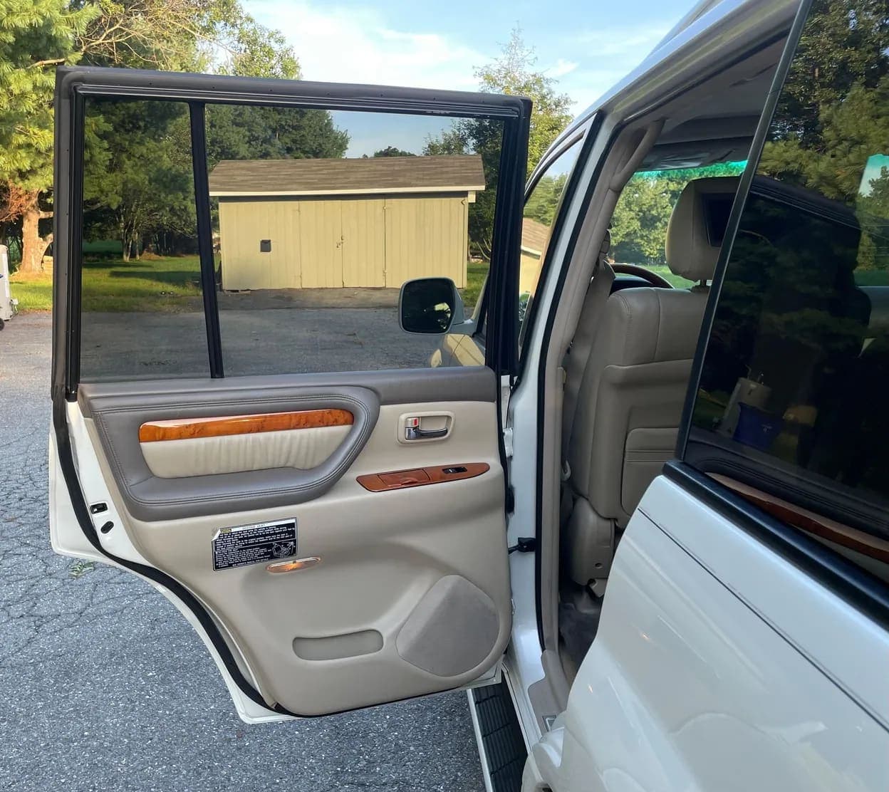 2004 Lexus LX 470, view